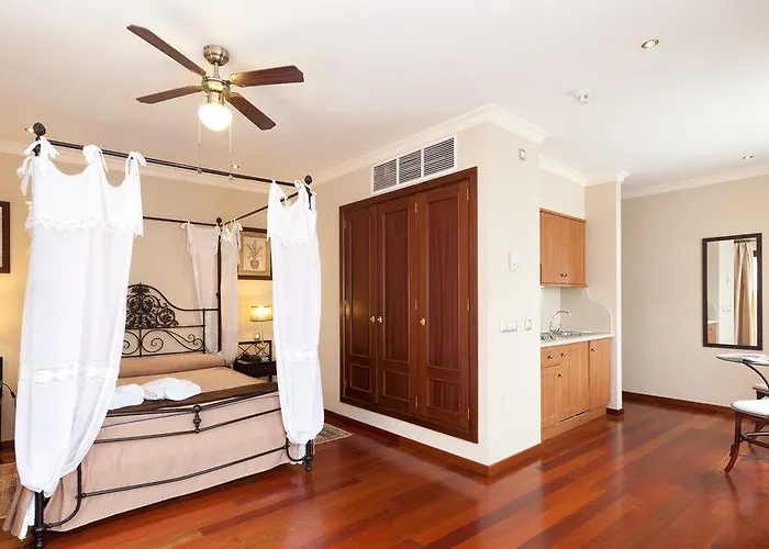 Laguna Nivaria & Szálloda La Laguna