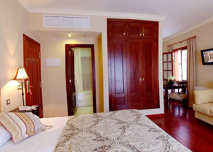 Laguna Nivaria & Szálloda La Laguna