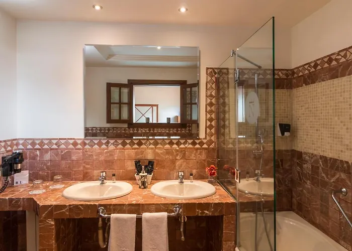 Laguna Nivaria & 4* La Laguna